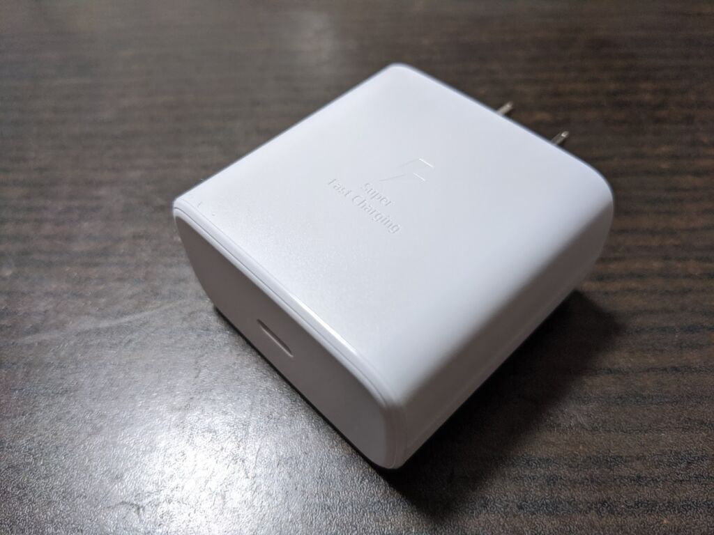 Travel Adapter　レビュー