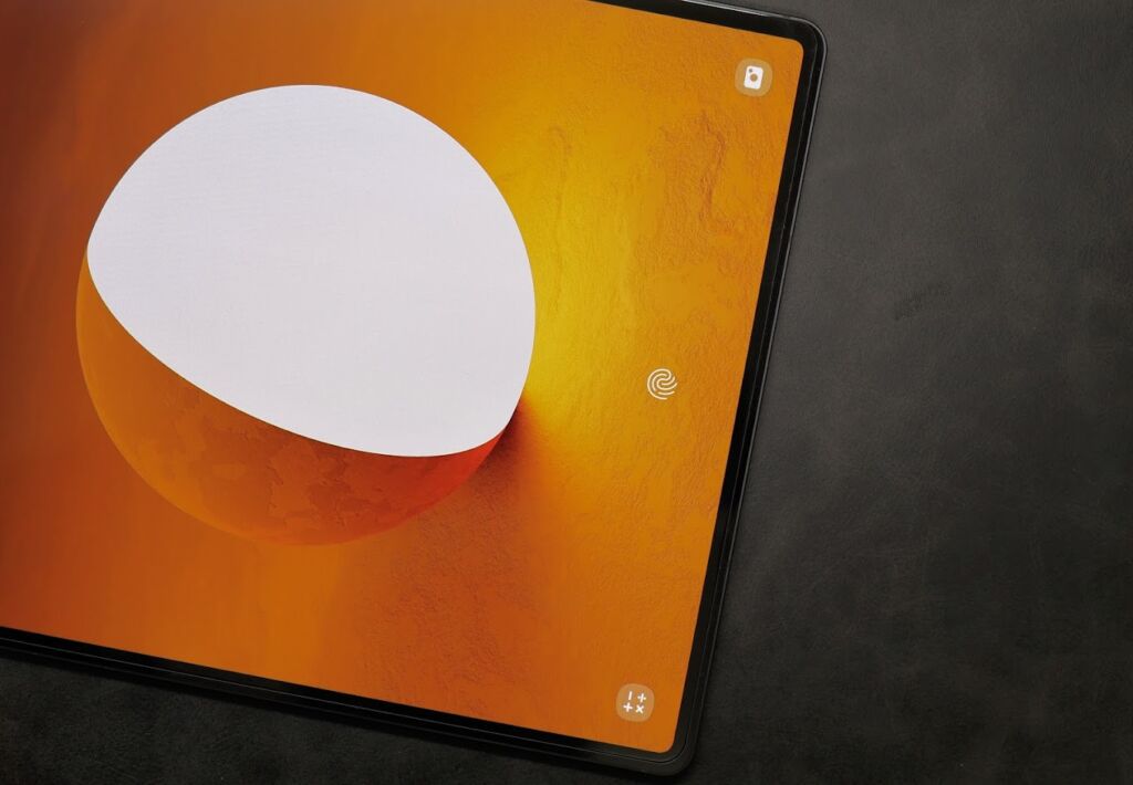 Galaxy Tab S8 Ultraのレビュー！タブレットの常識を覆す大画面 